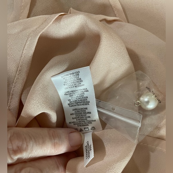 NWT Karl Lagerfeld Paris med. fancy top, sleeveless blouse pale pink faux pearl - Picture 7 of 7